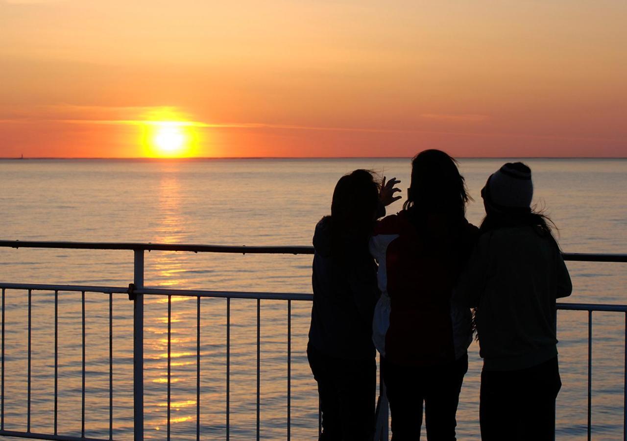 ホテル Viking Line Ferry Viking Cinderella - One-Way Journey From Helsinki To Stockholm エクステリア 写真
